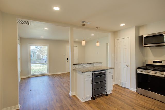 10421 Losa Drive, Dallas, TX 75218