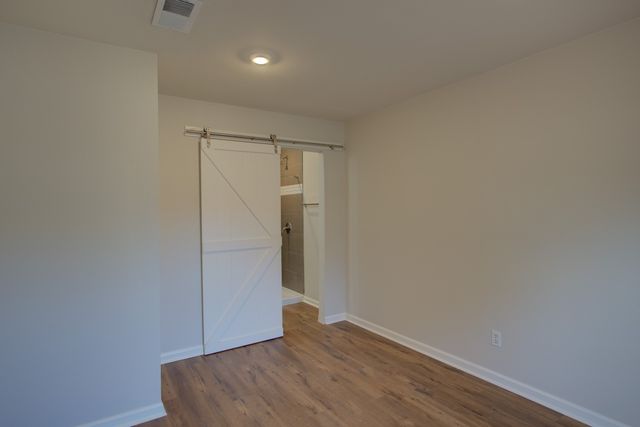 10421 Losa Drive, Dallas, TX 75218