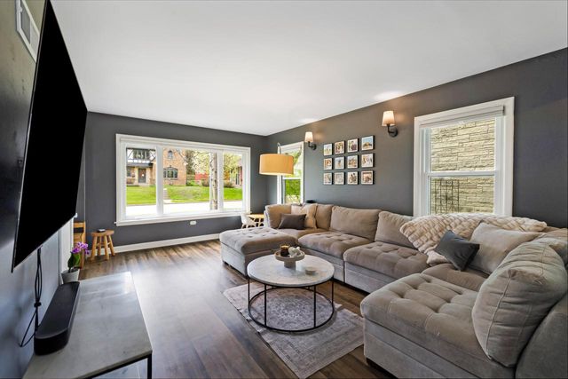 9034 Mt Vernon AVENUE, Milwaukee, WI 53226
