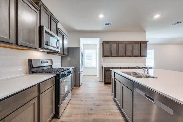 3920 River Rock Avenue, Celina, TX 75009