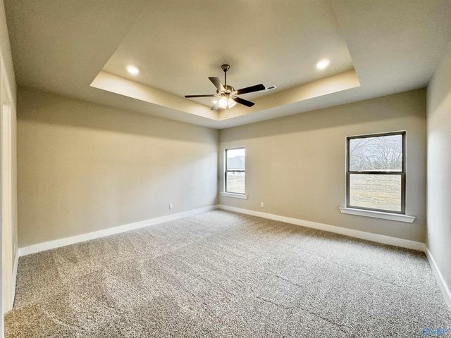 6075 Gardner Maples Drive, Owens Cross Roads, AL 35763