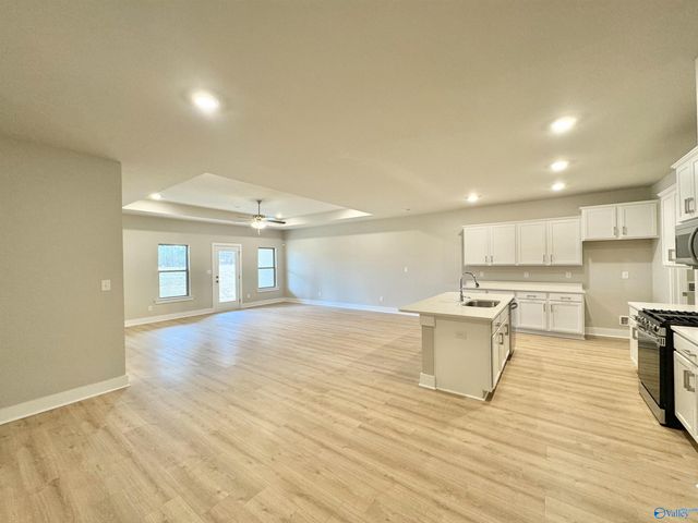 6075 Gardner Maples Drive, Owens Cross Roads, AL 35763