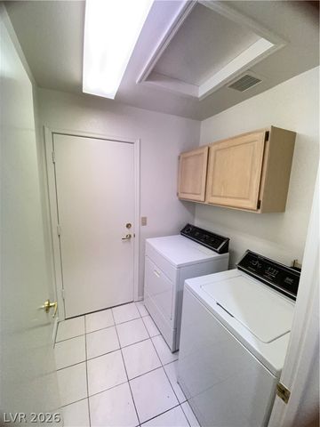 9012 STARMOUNT Drive, Las Vegas, NV 89134