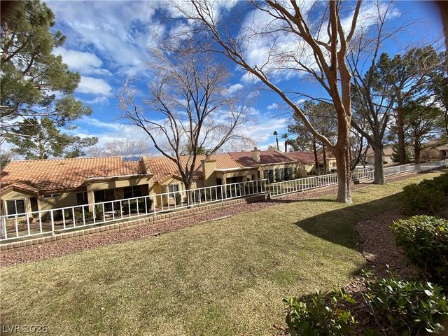9012 STARMOUNT Drive, Las Vegas, NV 89134