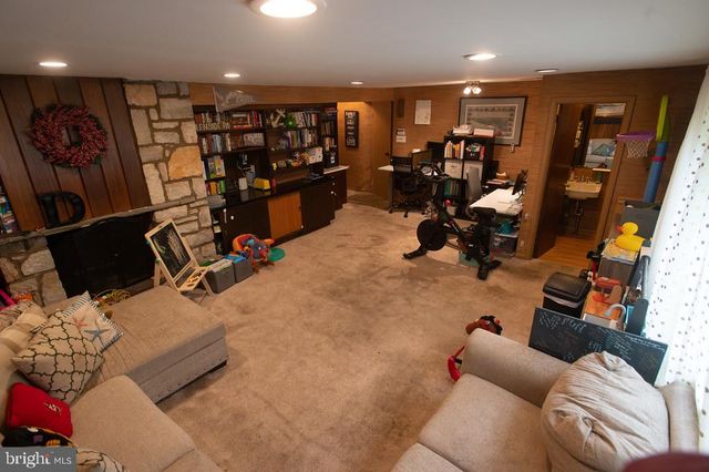 459 HARRISON AVE, Glenside, PA 19038
