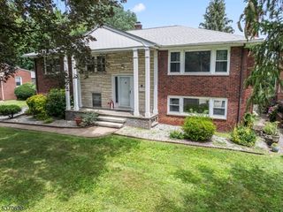 541 Dona Ln, Scotch Plains Twp., NJ 07076