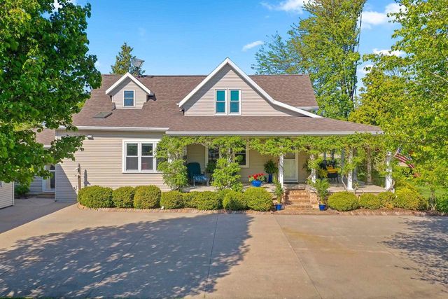 N7629 PIGEON ROAD, Sherwood, WI 54169