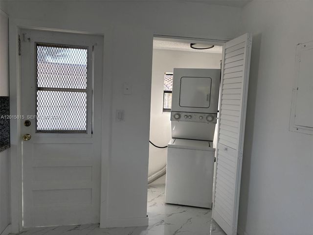 7343 SW 21st St 0, Miami, FL 33155