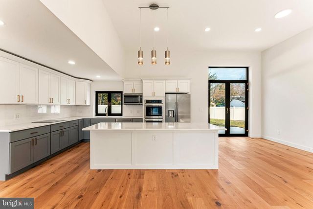 3750 WHEATSHEAF RD, Huntingdon Valley, PA 19006