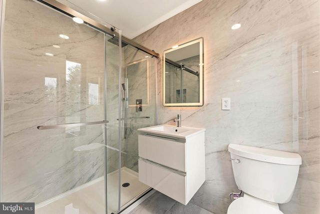 3750 WHEATSHEAF RD, Huntingdon Valley, PA 19006