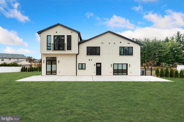 3750 WHEATSHEAF RD, Huntingdon Valley, PA 19006