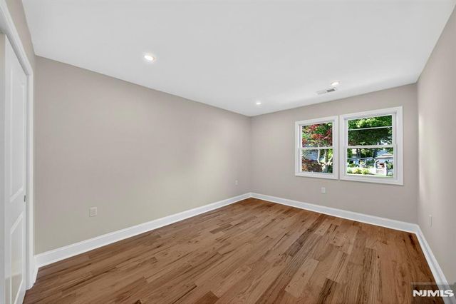 189 Woodland Avenue, Westwood, NJ 07675