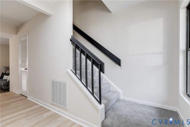 9703 Groundhog Dr, Richmond, VA 23235