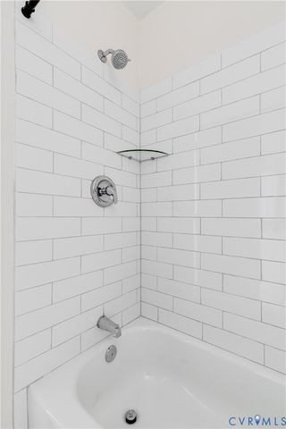 9703 Groundhog Dr, Richmond, VA 23235