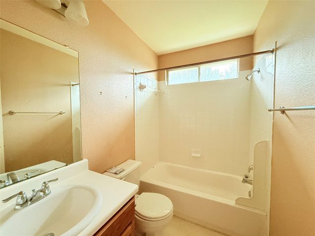 5313 Hutchinson DR, Austin, TX 78723