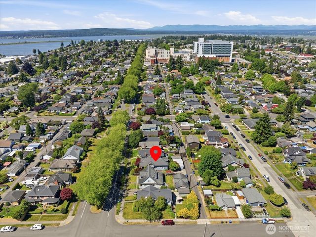 1621 Colby Avenue, Everett, WA 98201