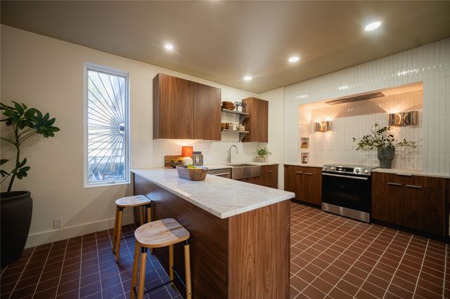 2628 Maple Springs Boulevard, Dallas, TX 75235