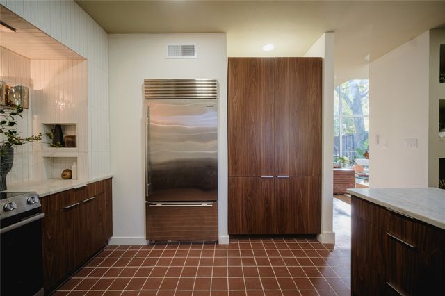 2628 Maple Springs Boulevard, Dallas, TX 75235