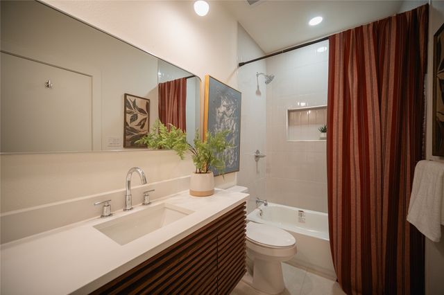 2628 Maple Springs Boulevard, Dallas, TX 75235