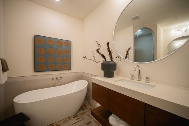 2628 Maple Springs Boulevard, Dallas, TX 75235