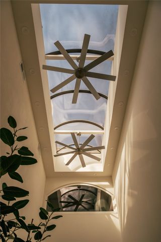 2628 Maple Springs Boulevard, Dallas, TX 75235