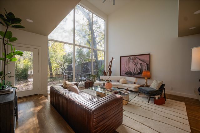 2628 Maple Springs Boulevard, Dallas, TX 75235