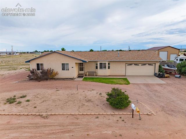 1128 E Rustic Drive, Pueblo, CO 81007