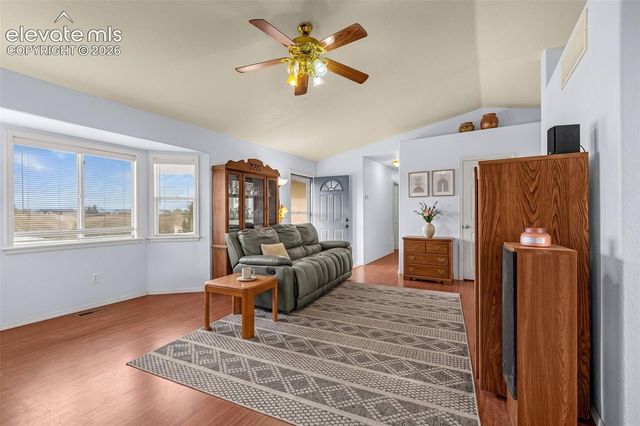 1128 E Rustic Drive, Pueblo, CO 81007