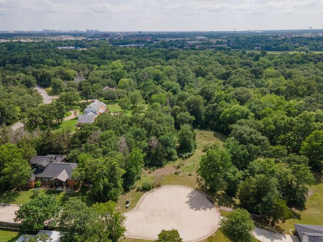 7012 Rose Point Court, Bryan, TX 77808