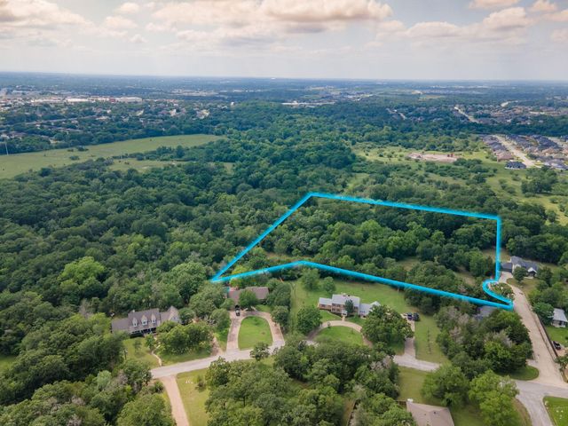 7012 Rose Point Court, Bryan, TX 77808