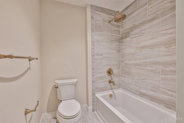 7556 Shawnee Run Road, Madeira, OH 45243