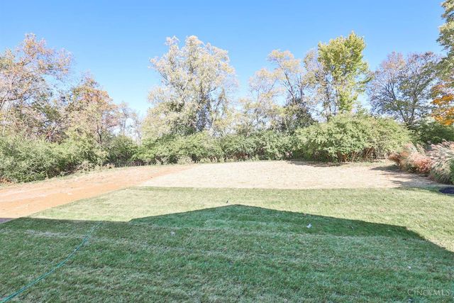 7556 Shawnee Run Road, Madeira, OH 45243