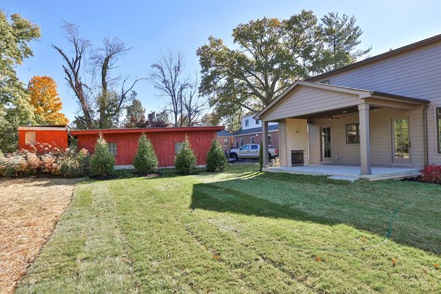 7556 Shawnee Run Road, Madeira, OH 45243