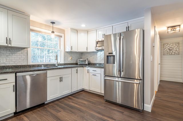 22 Bow Bog Road, Bow, NH 03304