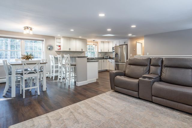 22 Bow Bog Road, Bow, NH 03304