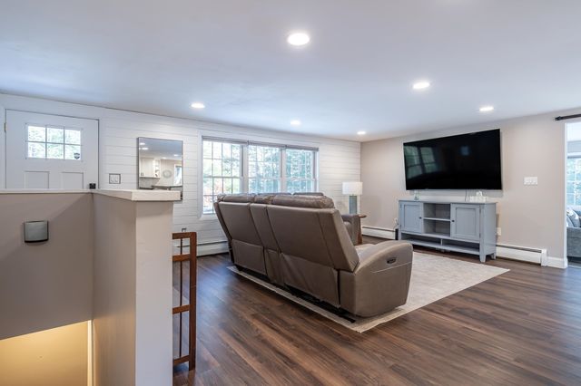 22 Bow Bog Road, Bow, NH 03304