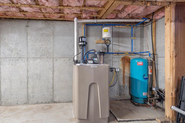 22 Bow Bog Road, Bow, NH 03304