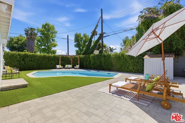 17320 Tiara Street, Encino (los Angeles), CA 91316