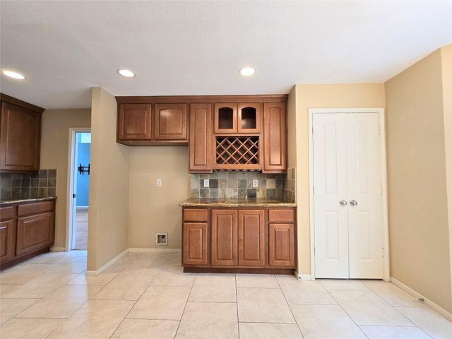 134 W Greywing Circle, The Woodlands, TX 77382