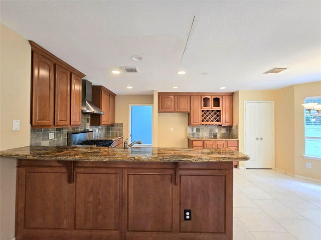 134 W Greywing Circle, The Woodlands, TX 77382
