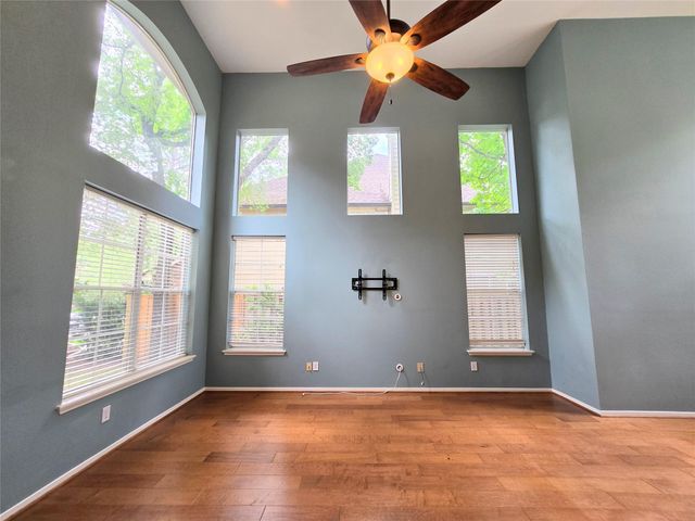 134 W Greywing Circle, The Woodlands, TX 77382