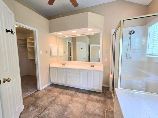 134 W Greywing Circle, The Woodlands, TX 77382