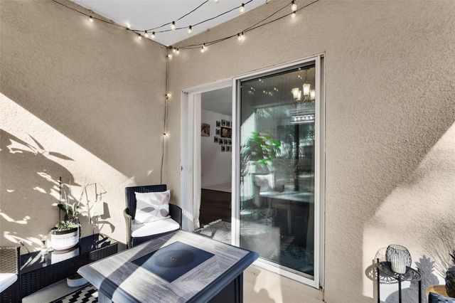 813 OAK HOLLOW LOOP, Deland, FL 32724