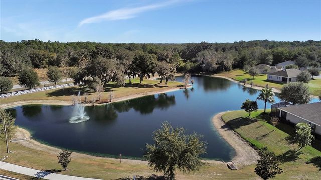 813 OAK HOLLOW LOOP, Deland, FL 32724