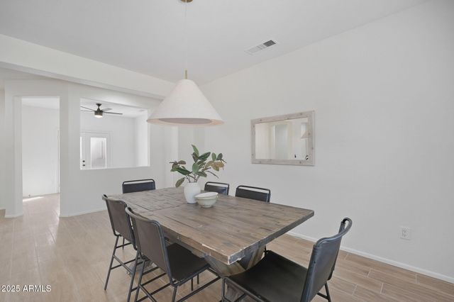 22408 N LAS VEGAS Drive, Sun City West, AZ 85375