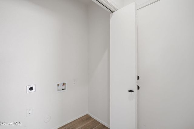 22408 N LAS VEGAS Drive, Sun City West, AZ 85375