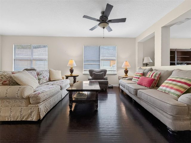 25143 CHIPSHOT COURT, Sorrento, FL 32776