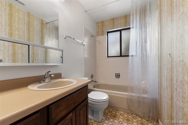 4 Yarrow Court, Pueblo, CO 81001