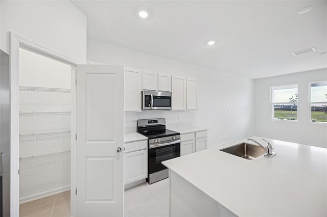 2979 MALOOF, Davenport, FL 33837