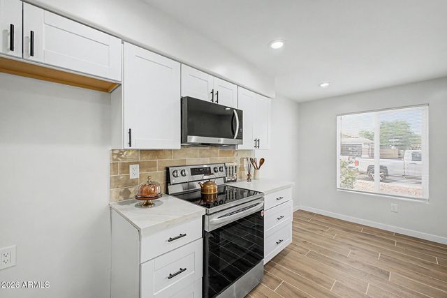 15605 W MAGNOLIA Street, Goodyear, AZ 85338